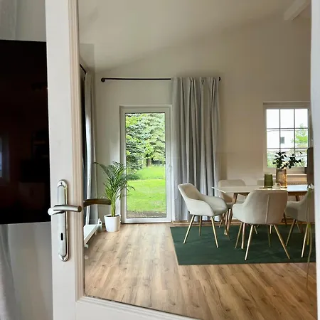Le Vacation Haus Am See, Sauna, Terrasse, Garten, Netflix, Free-tv アパート Markranstädt