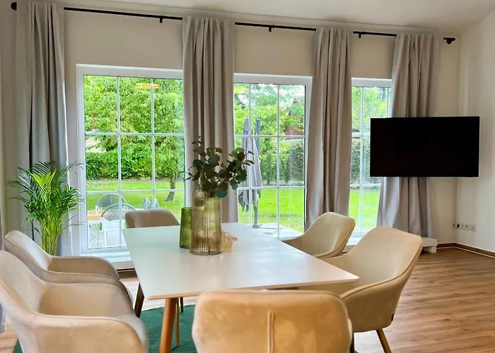 Le Vacation Haus Am See, Sauna, Terrasse, Garten, Netflix, Free-tv *